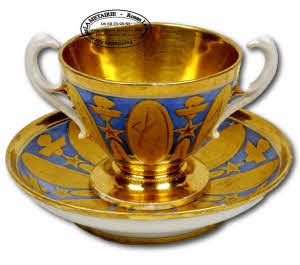 PARIS - Manufacture de DARTE - RARE TASSE à THÉ à 2 ANSES et sa SOUCOUPE - Ep. EMPIRE