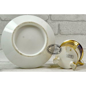 PARIS-TASSE_TRIPODE_et_sa_SOUCOUPE-_09
