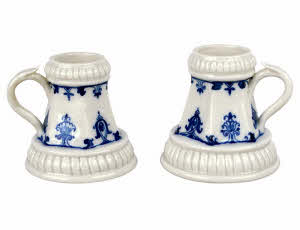 RARE PAIRE DE PETITS BOUGEOIR en porcelaine-Didier GARDILLOU