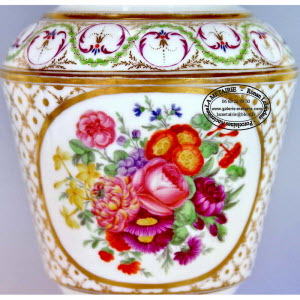 Paris_Grand_Vase_13