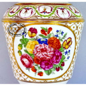 Paris_Grand_Vase_8