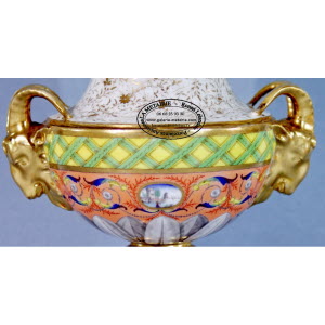 Porcelaine_de_PARIS-PAIRE_de_VASES-11