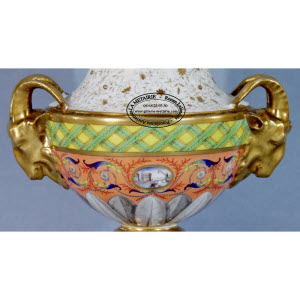 Porcelaine_de_PARIS-PAIRE_de_VASES-16