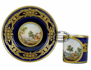 SÈVRES - Manufacture Royale - TASSE et sa SOUCOUPE