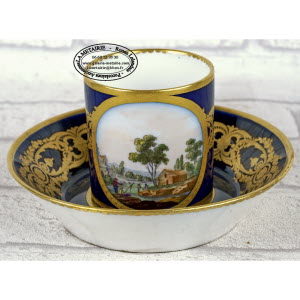 Porcelaine_de_SEVRES-Tasse-Paysages-7