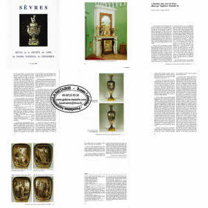 A PETERHOF : DEUX VASES DE SÈVRES OFFERTS PAR NAPOLÉON A ALEXANDRE 1er