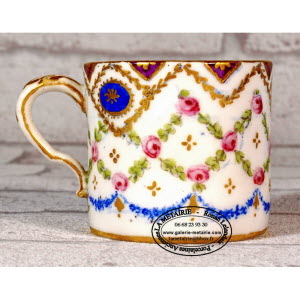 SEVRES-TASSES_et_sa_Soucoupe_4e_grandeur__04_20220902081555