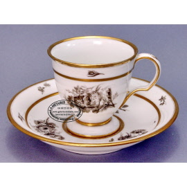 porcelaine de paris - manufacture du duc  dangouleme - tasse et sa soucpe_8